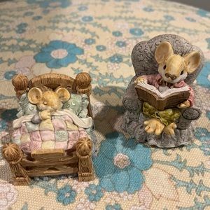 Vintage “Little Cheesers” Figurines (2)